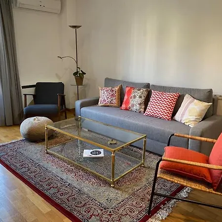 Lovely 2 Bedrooms Main Square Apartment Plasencia