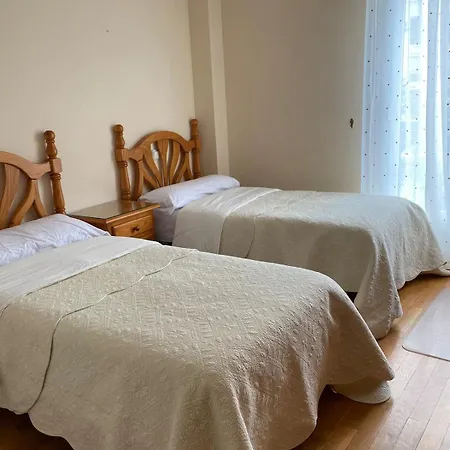 Lovely 2 Bedrooms Main Square Apartmán Plasencia