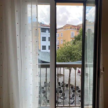 Lovely 2 Bedrooms Main Square Plasencia