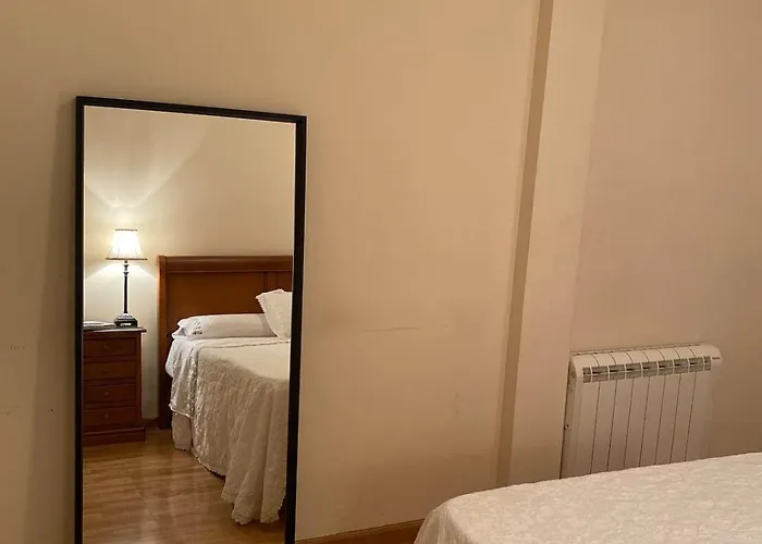 Apartment Lovely 2 Bedrooms Main Square